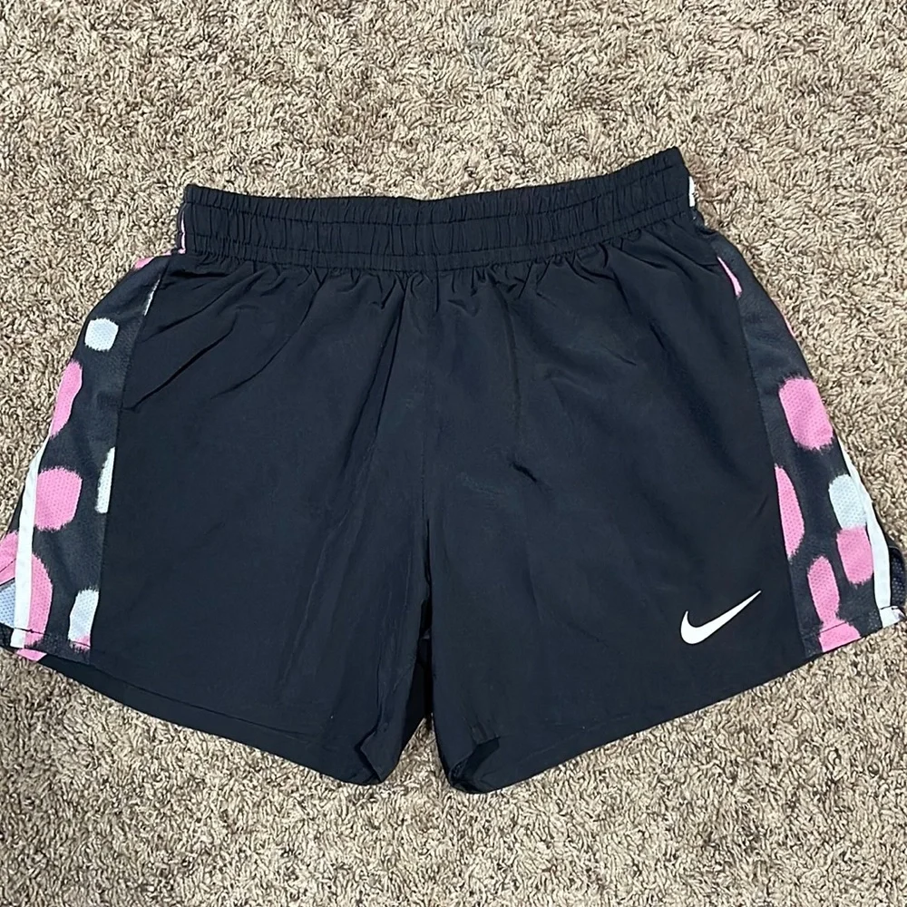 Nike Black Athletic Shorts Girls Size XL